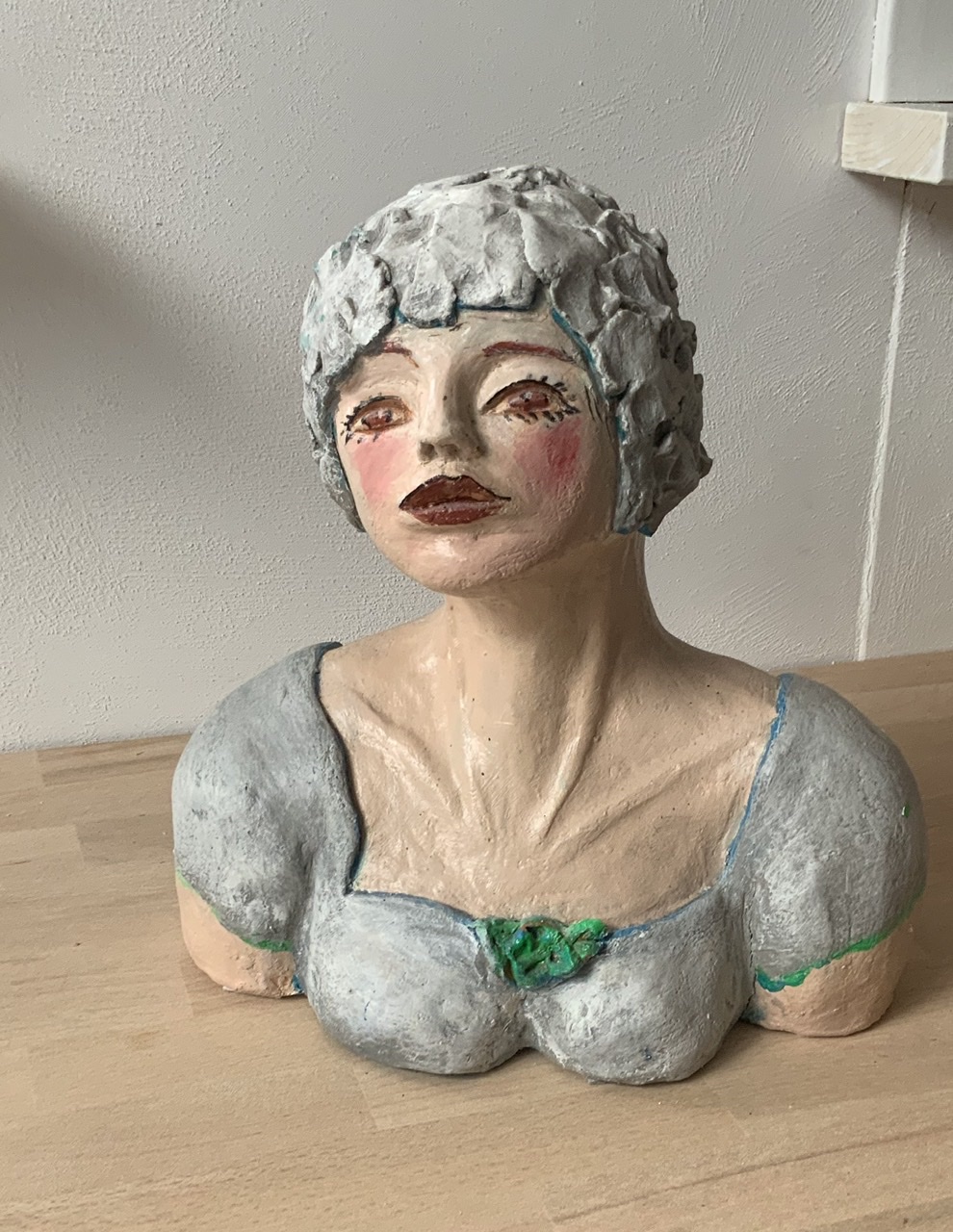Meisje in grijs